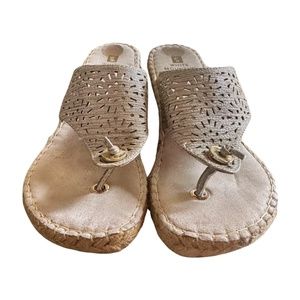 White Mountain Beige Wedges | Size 6.5/7?